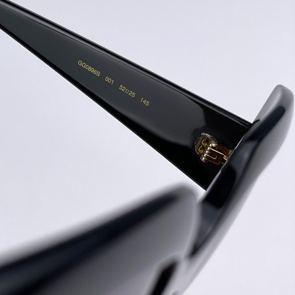 NEW Gucci Logo GG0896S 001 Black Square Oversized Women Sunglasses - Picture 9 of 13